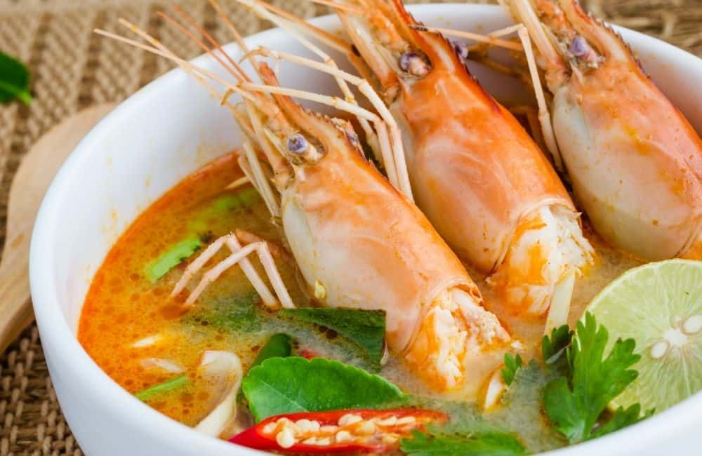 Tom yum goong is the national dish of Thailand
