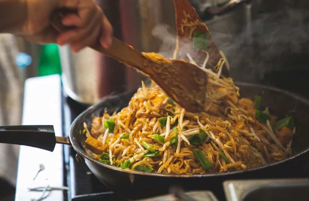 how to cook pad thai